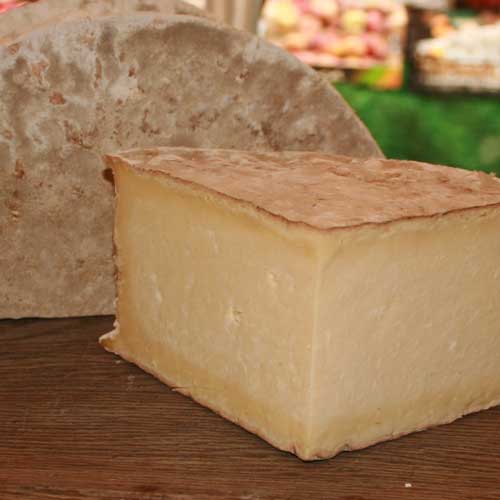 Caerphilly: Gorwydd Caerphilly Cheese