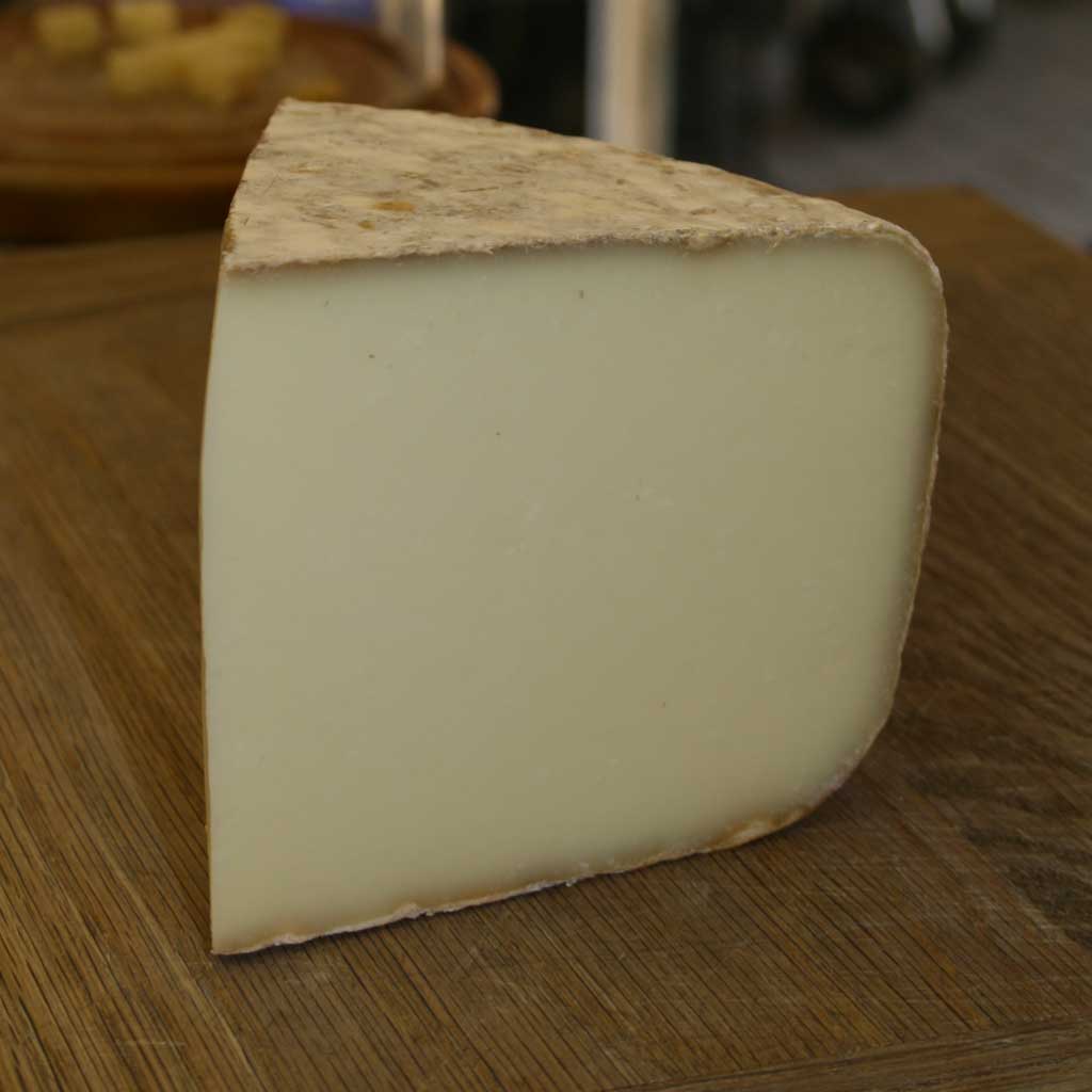 Ossau Iratty Cheese, smooth ewe's milk cheese