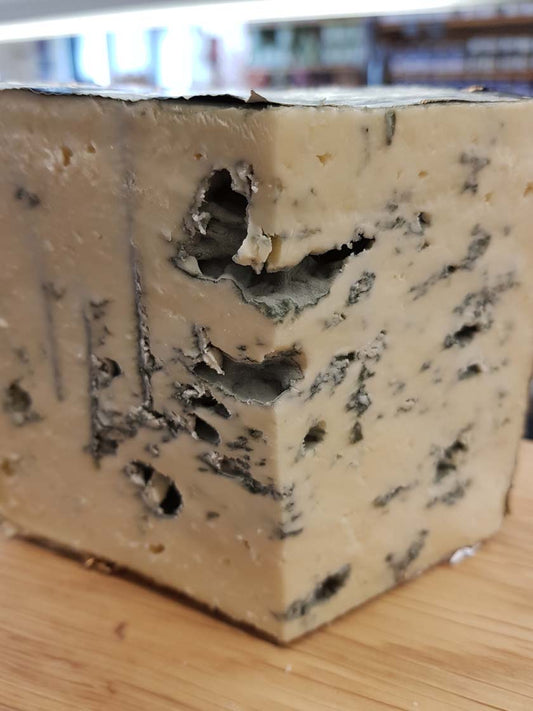 Perl Las Cheese, Wonderful Welsh Organic Blue cheese